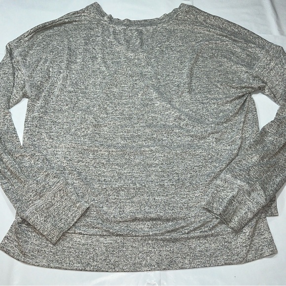 Banana Republic GRAY Long Sleeve V-Neck Knit Sweater Rayon Blend PULLOVER Mens M - Picture 3 of 14